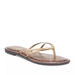 Women's Gerianne Buckle Embossed Faux Leather Flip-Flops